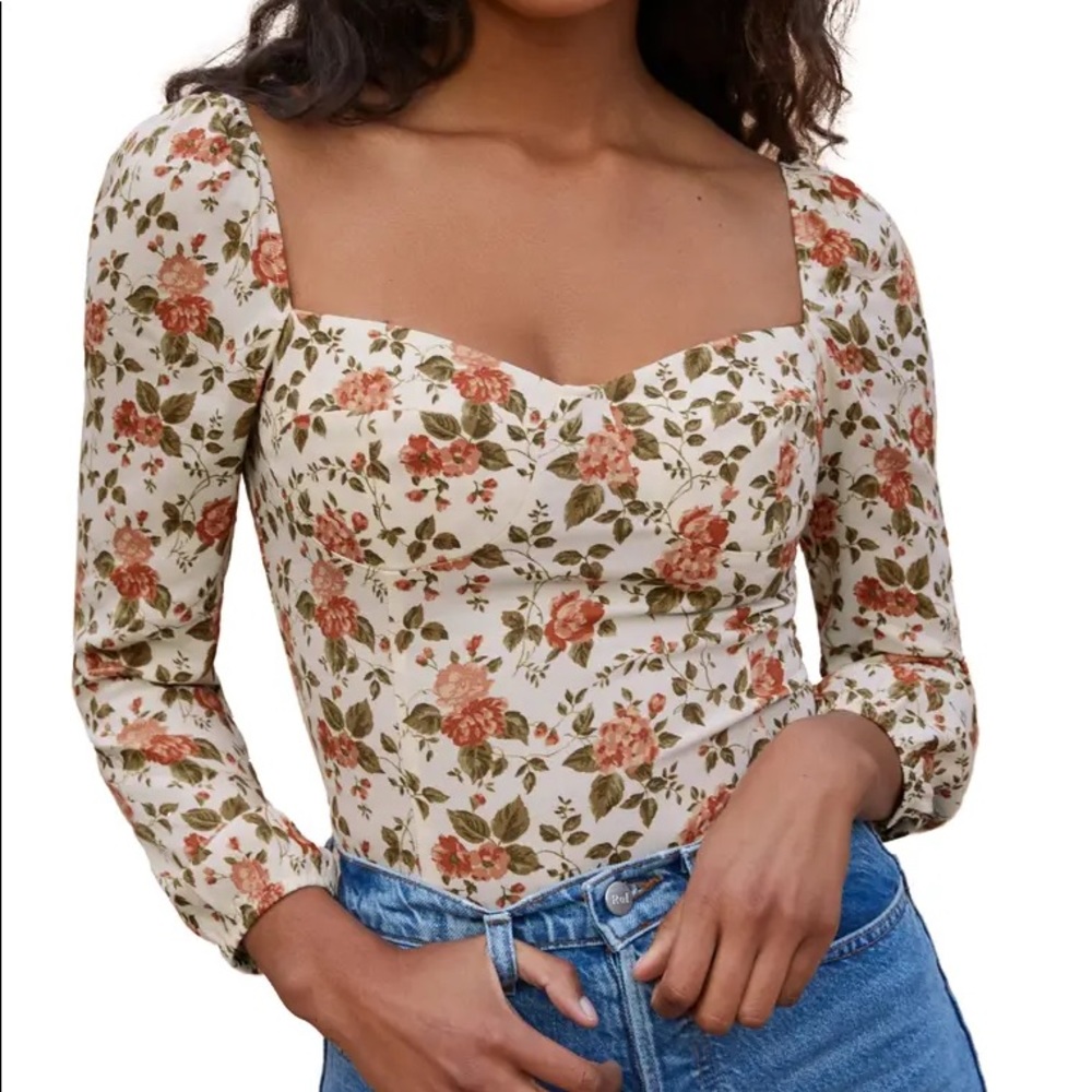 Reformation Reign Top